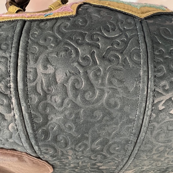 Handmade leather museum quality Papillon tote - Picture 7 of 9